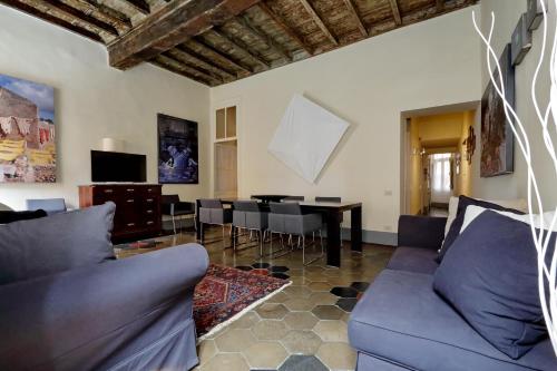 Monti Charm by the Colosseum, Рим (фото 2)