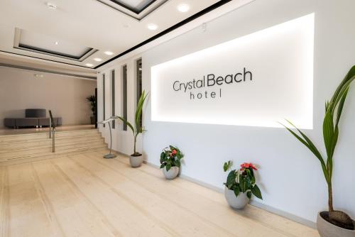 Crystal Beach Hotel - image 2