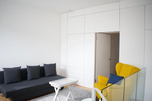 Bright And Modern 2 Bedroom Flat