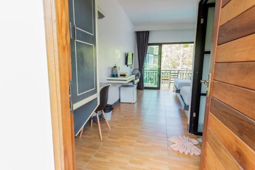 Twin room, superior