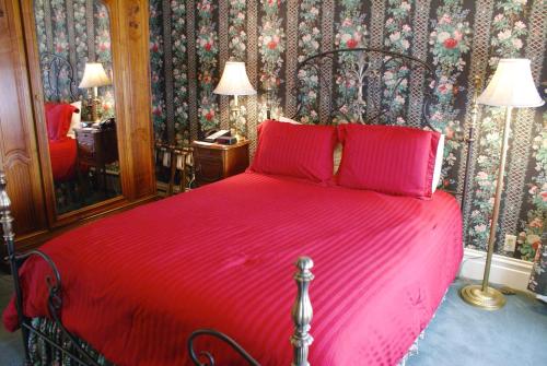 Nob Hill Inn