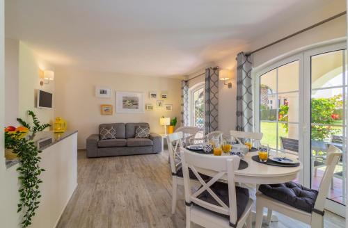 The Old Village Prestige and Solar do Golfe by Village 4U - image 7