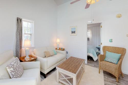 Beachside Dream - image 3