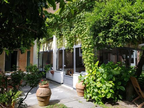 Albergo Lungomare 5