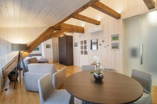 Ванна кімната, Apartmany Supina in Требон