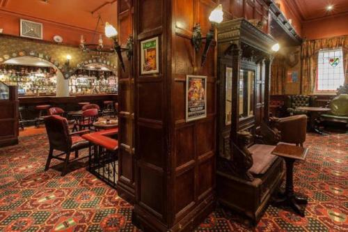 Scarisbrick Hotel - image 7