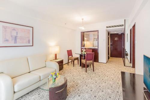 Regal Airport Hotel Hong Kong