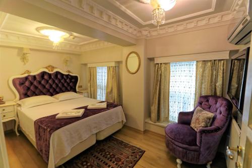 Romantic Mansion - main image
