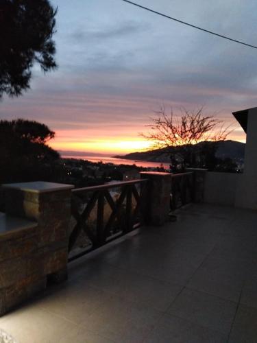  Zozef Sunset in 84100 Megas Yialos-Nites