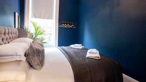 Bootham Luxury Apartments - image 4