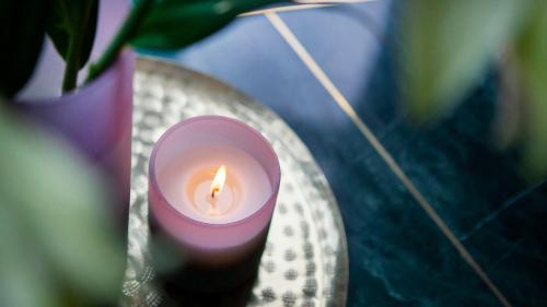 Bootham Luxury Apartments - image 3