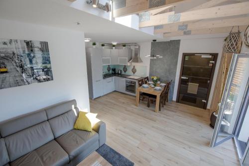 Two-Bedroom Apartment - Słoneczna Góra 3 image 5
