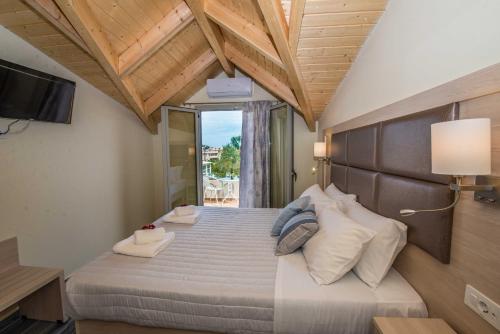 Amour Holiday Resort - image 11