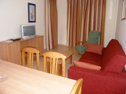 Apartamentos Cibeles - image 4