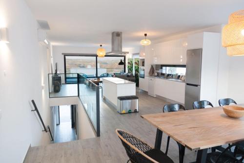 Kitchen, Cairnvillas - Le Maquis C34 Luxury Villa with Private Pool near Beach in Aljezur