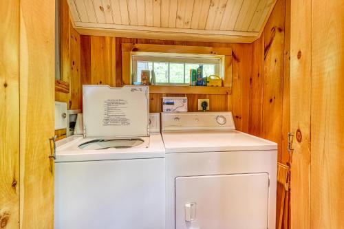 Rockhouse Mountain Retreat - image 9
