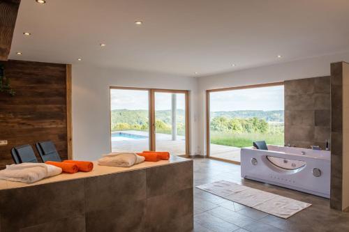 Liebe zur Steiermark / Haus Tyrol in St. Stefan Im Rosental