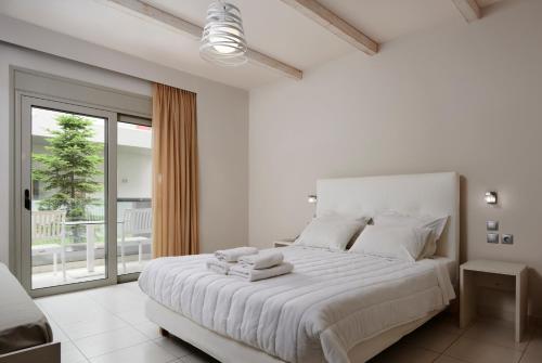 Triple Room with Garden View