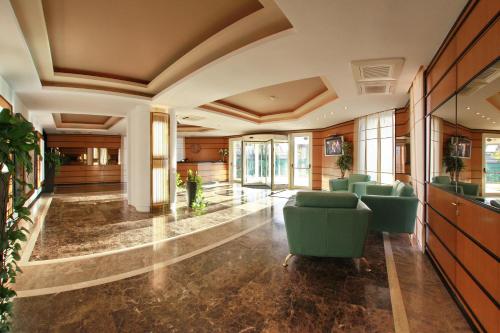 Monte Carlo Palace Suites