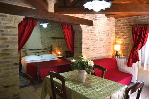 Al Castello di Montalfoglio in San Lorenzo In Campo