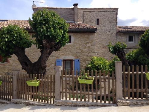 La petite maison en pierres - Gras