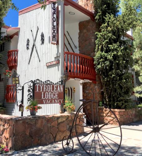 Tyrolean Lodge, Aspen