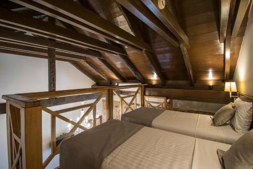 Duplex Room image 10