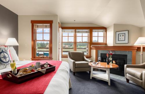 203664436 La Conner Channel Lodge