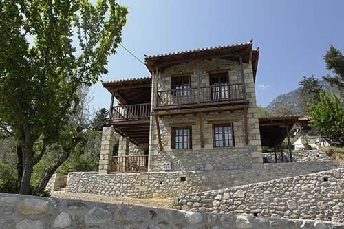  Pikoulianika Apartments in Mystras