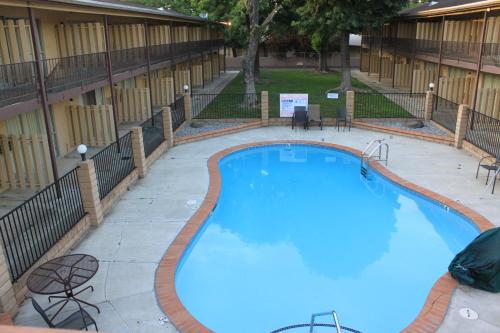 Menifee Inn - image 5