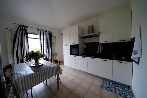  casa del Mar PortoPino, primo piano, appartamento in villa in SantʼAnna Arresi