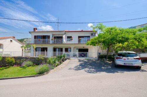  Apartments Marta, Pension in Sveti Juraj