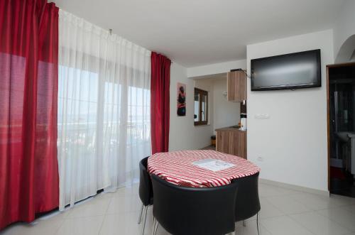 Two-Bedroom Apartment Standard