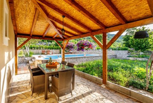 Facilities, Holiday home Memories and Joy in Slivno