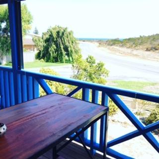 Blue Sky Escapes Beach house Ledge Point