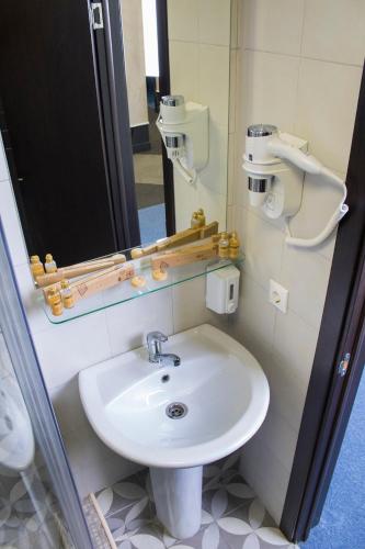 Hotel Lazurit - image 3