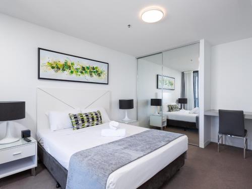 Serain Residences On Surfers