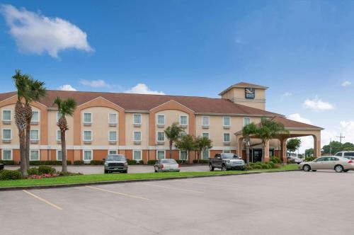 Quality Inn & Suites Houma