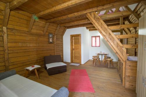 Etno Village Vojnik in Андрієвиця