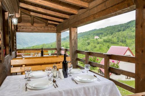 Etno Village Vojnik in Андрієвиця