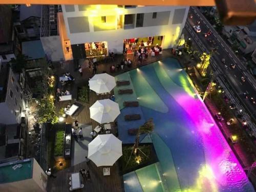 RIVERGATE POOL & GYM, THE SUNSET