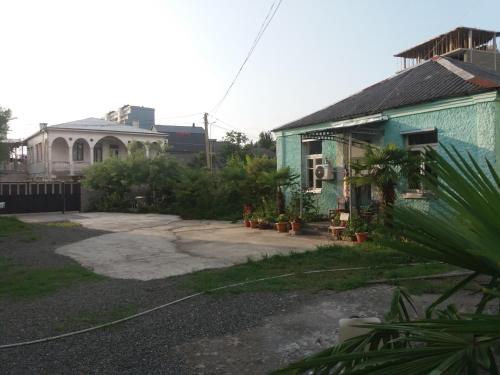 

Room in 150m from Beach