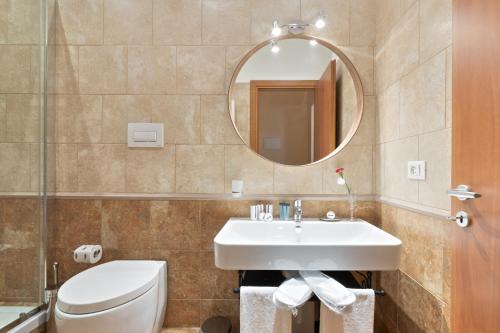 Vatican Domus Smart Rooms - image 4