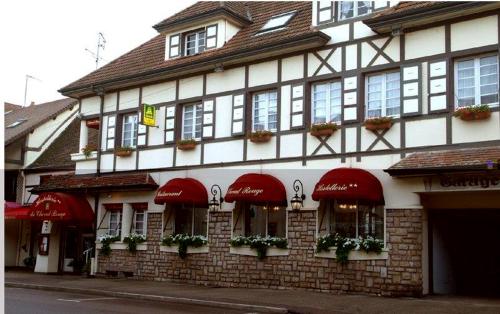 Le Cheval Rouge - Hotel - Louhans