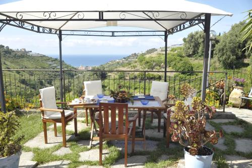  Alla Collina Sul Mare, Pension in Pompeiana bei Badalucco