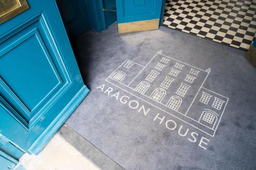 Aragon House - image 4