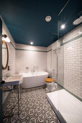 Aragon House - image 5