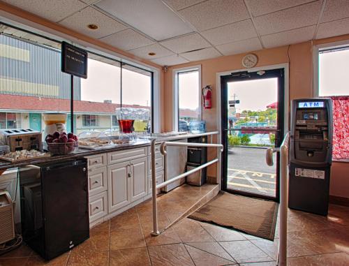 Economy Motel Inn and Suites Somers Point - 주방