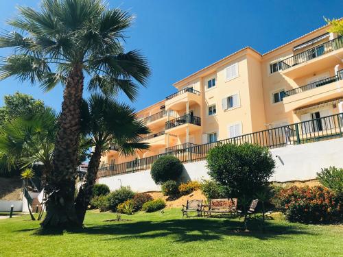  Superbe appartement - private residence with pool in Albufeira