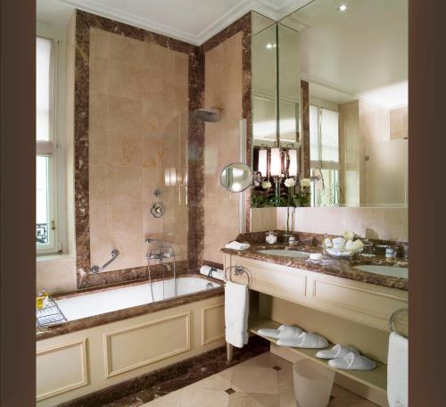 ホテル ダングレテール